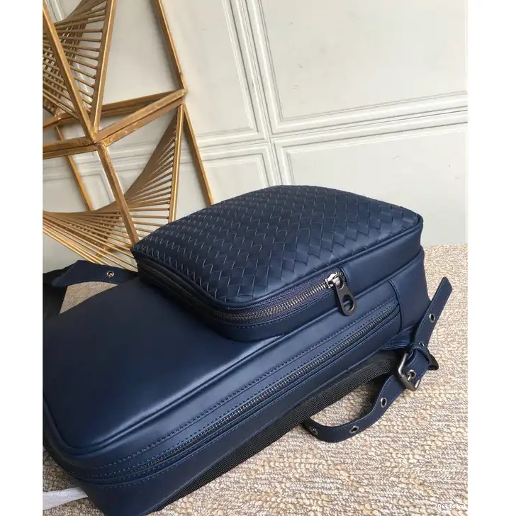 Official Brother Sam Bag 2108SF0220 Veneta Bottega 0523